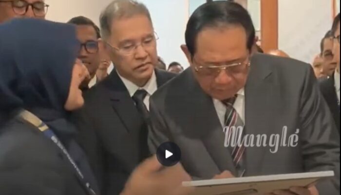 Kanvas keur Ani Yudhoyono